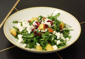 Ziegenfrischkäsesalat